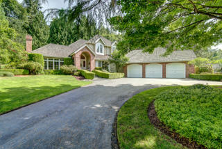 6906 214 Ave, Redmond WA  98074-7011 exterior