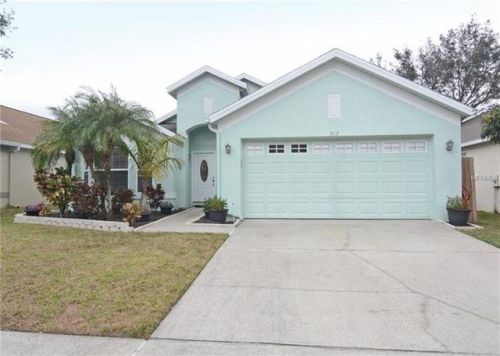 517 Kellygreen Dr, Orlando, FL 32828-8415