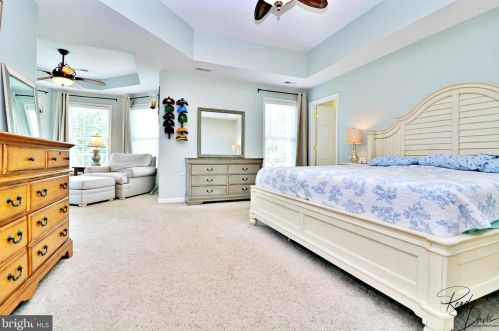 59 Brighton Pl, Charles Town WV  25414-2584 exterior