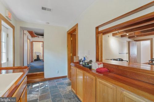 732 11 St, Washington DC 20010-2405 exterior