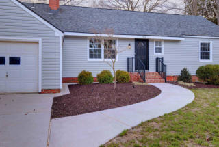 902 Jackson Dr, Williamsburg VA  exterior