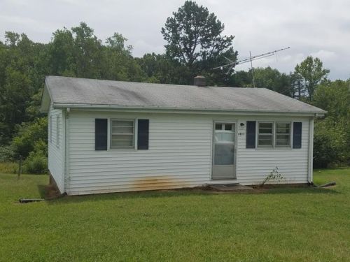 2213 Mulberry Rd, Republican Grove, VA 24577-3437