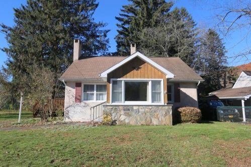 3741 Sunnyside St, Shrub Oak, NY 10588-1103