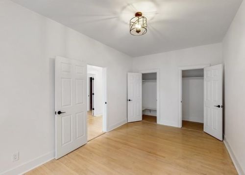 150 St, Union City NJ  07087-6038 exterior