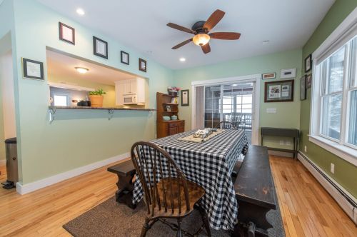 132 Old Mill Pond Rd, Henniker NH  03242-3152 exterior