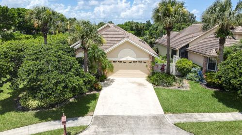 7027 Bitterbush Pl, Boynton Beach, FL 33472-2903