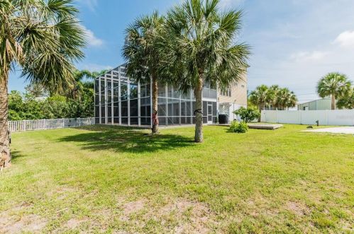 7637 Deedra Cir, Port Richey FL  34668-6454 exterior