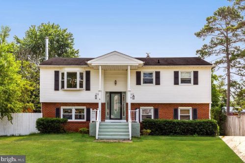 305 Shawnee Trl, Browns Mills NJ  08015-6119 exterior