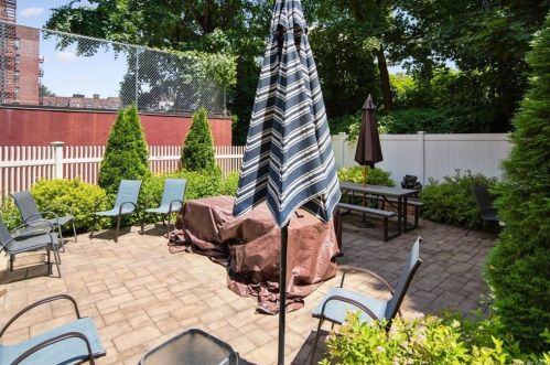51 White Oak St, New Rochelle NY  10801-1714 exterior