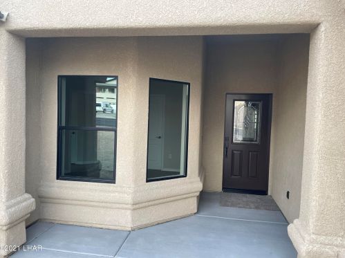 2171 Rainbow Ave, Lake Havasu City, AZ 86403-3843