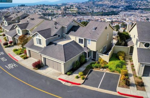 160 Treeview Dr, Daly City, CA 94014-3469