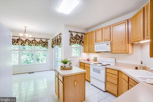 4204 Crooked Stick Ct, Fredericksburg VA  22408-9215 exterior