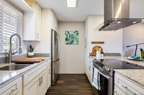 921179 Palahia St, Kapolei, HI 96707-2335