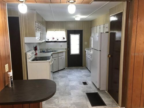 2046 Orange Dr, Tarpon Springs FL  34691-4238 exterior