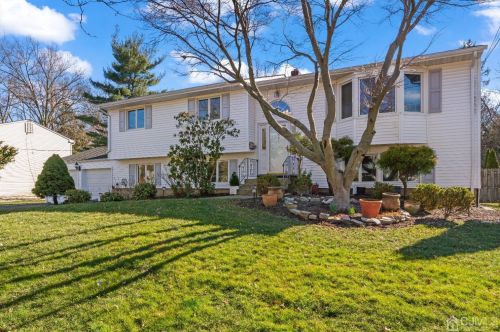 59 Wellington Rd, East Brunswick, NJ 08816-1720