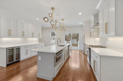 23 Evergreen Rd, Natick MA 01760-1631 exterior