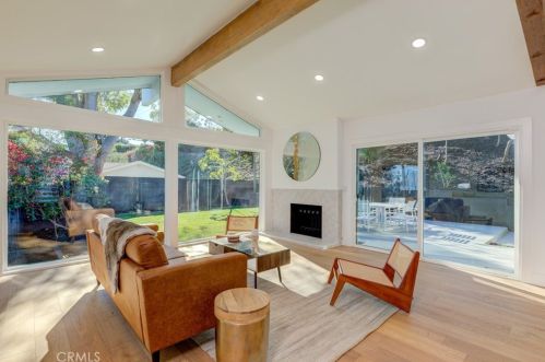 2146 Toscanini Dr, Rancho Palos Verdes CA  90275-1420 exterior