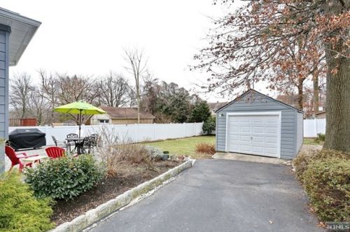 60 Garden St, Teaneck NJ  07666-5919 exterior