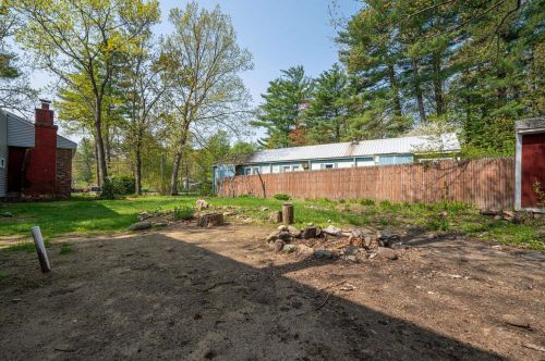 3 Margaret Ave, Raymond NH  03077-2052 exterior