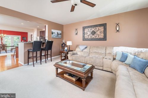 17 Cypress St, Auburn NJ  08085-1258 exterior