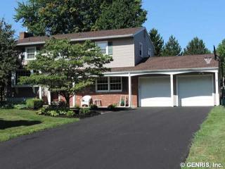 637 Fairmont Dr, Webster, NY 14580-8967