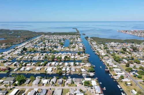 13120 Ballast Ct, Port Richey FL  34667-1738 exterior