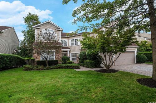 24 Hamlet Dr, Mount Sinai, NY 11766-3002