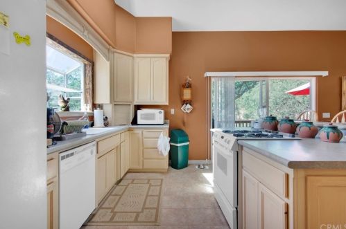 2307 Ridge Rider Rd, Lake Nacimiento CA  93426-9645 exterior