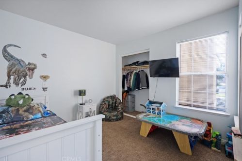 13262 Spring Way, Victorville CA  92392-6805 exterior