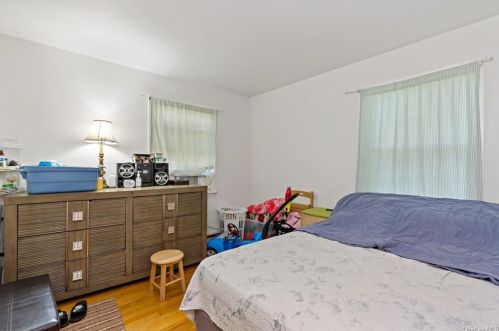 1878 Railroad Ave, Yorktown Hgts NY  10598-4406 exterior