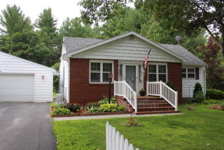 149 Hill St, Keeseville, NY 12944-4156