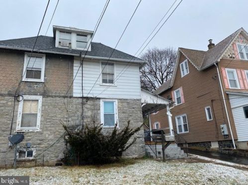1037 Lancaster Ave, Berwyn, PA 19312-1242