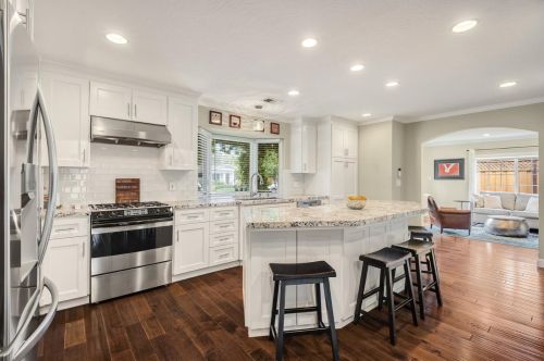 241 El Cajon Way, Los Gatos CA  95032-7661 exterior