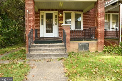 327 16th St, Rudytown, PA 17070-1316