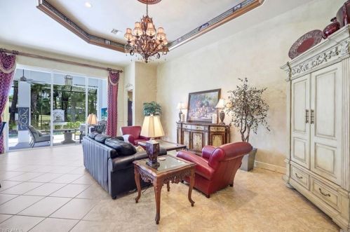 28600 Pienza Ct, Bonita Springs, FL 34135-9226