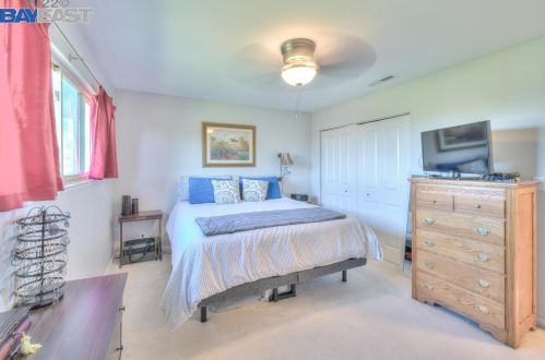 138 Thistle Way, Pacheco CA  94553-5810 exterior