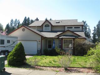 751 Marric Ct, Bremerton, WA 98311-3113