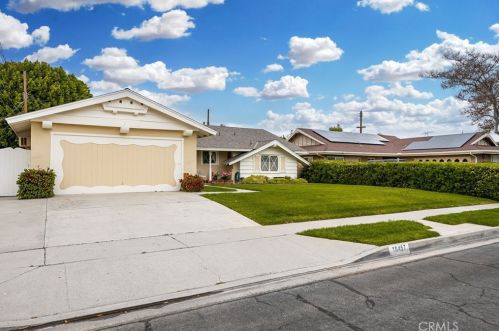 16457 Heathfield Dr, Whittier CA  90603-3207 exterior