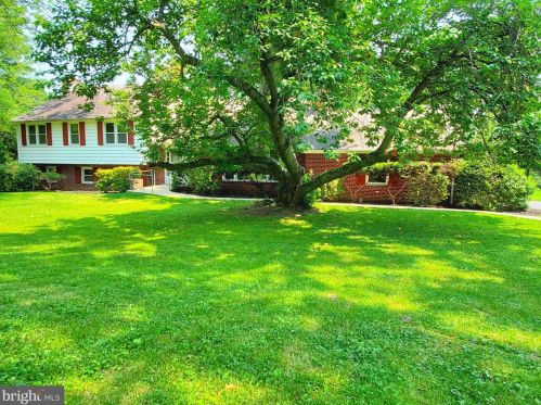 114 Meriden Dr, Hockessin, DE 19707-1702
