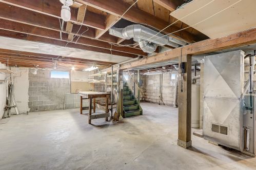 3647 92, Milwaukee WI 53228-1543 exterior