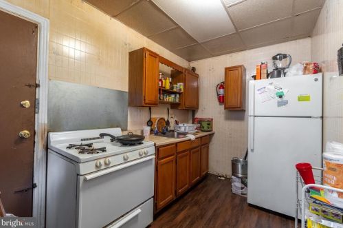 711 Church St, Norristown, PA 19401-3931