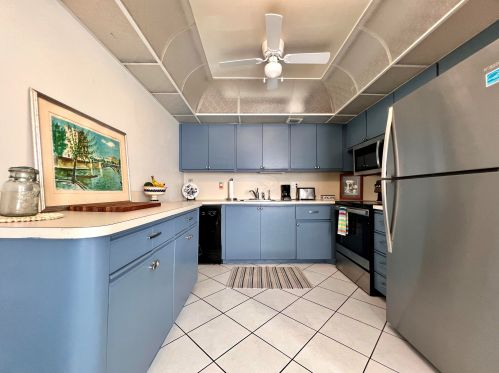 472 Wellington J, West Palm Beach, FL 33417-2509