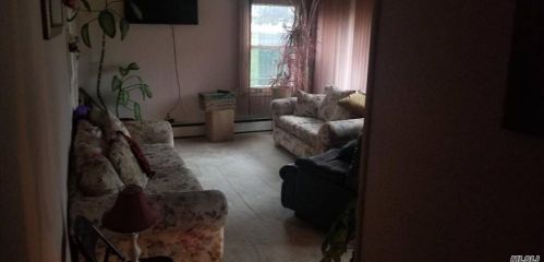 14 Emerald Ln, Amityville, NY 11701-2012