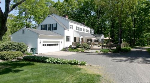 612 Brooksvale Rd, Cheshire, CT 06410-3300