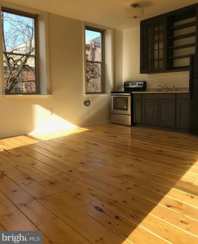 769 2nd St, Philadelphia, PA