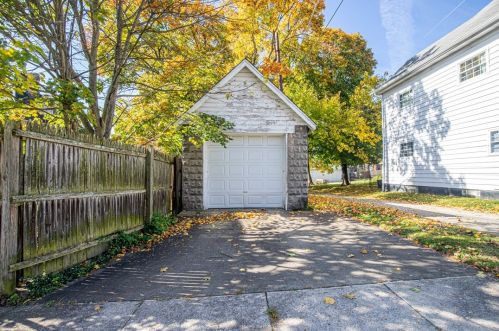 212 Green St, Connellsville PA  15425-4104 exterior