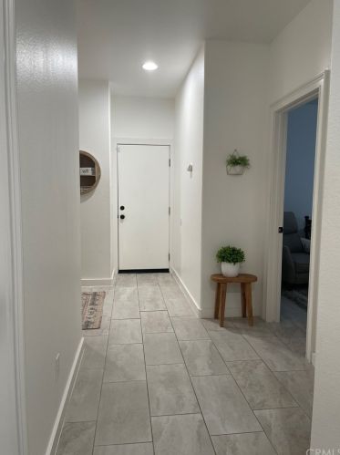 16043 Greyrock St, Victorville CA  92395-8628 exterior