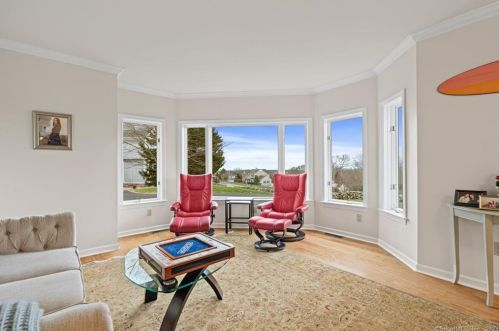 86 Crosswinds Dr, Groton CT  06340-4870 exterior