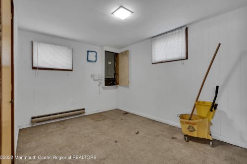 237 Cassville Rd, Jackson Twp NJ  08527-4717 exterior