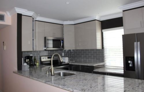 478 Burgundy J, Delray Beach FL  33484-5467 exterior